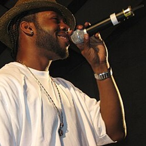 Dwele